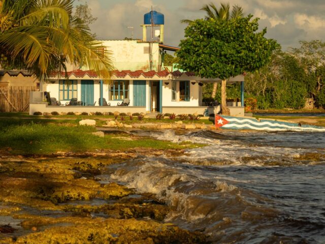 Le déclin des touristes canadiens à Cuba : Une opportunité ou un défi pour votre voyage ?